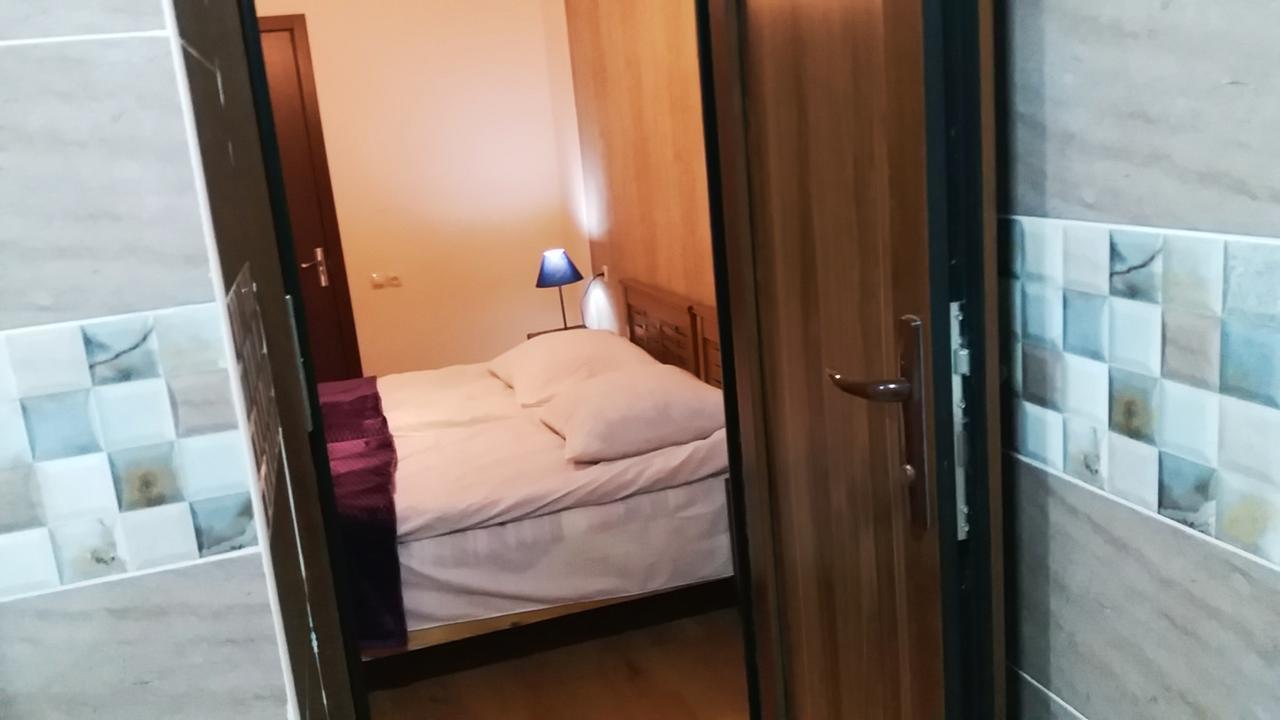 Guest House Sandro Kazbegi Εξωτερικό φωτογραφία