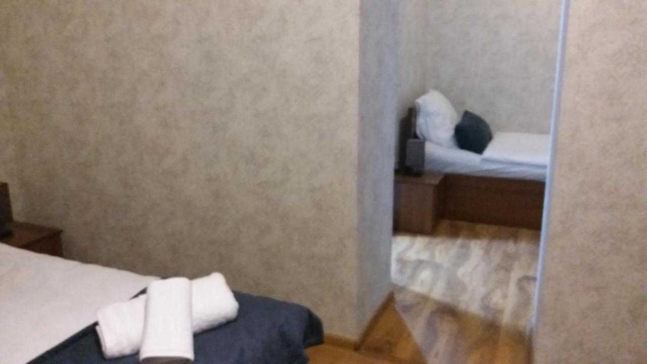 Guest House Sandro Kazbegi Εξωτερικό φωτογραφία