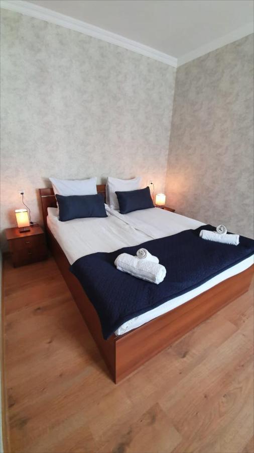 Guest House Sandro Kazbegi Εξωτερικό φωτογραφία